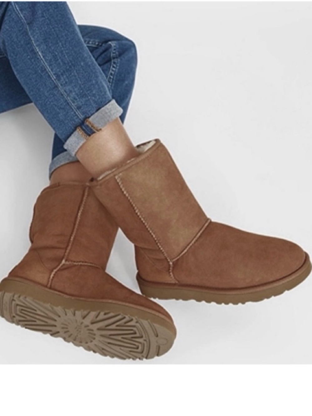 UGG Classic Short Chestnut Boots